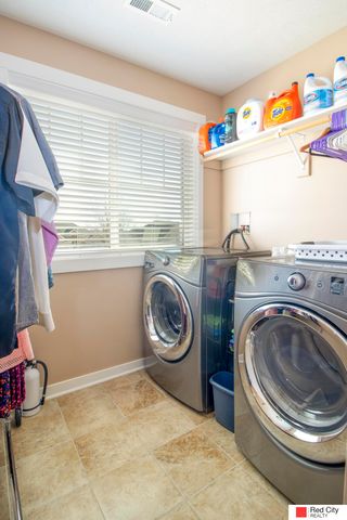 6621 S 86Th Street, Lincoln, NE 68526