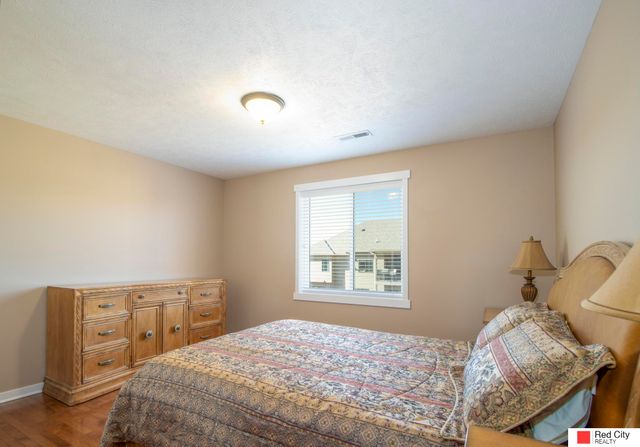 6621 S 86Th Street, Lincoln, NE 68526