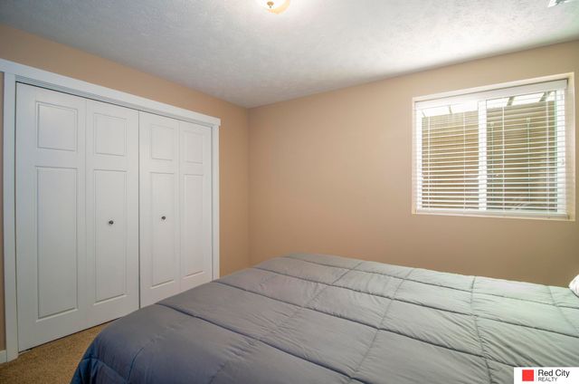 6621 S 86Th Street, Lincoln, NE 68526