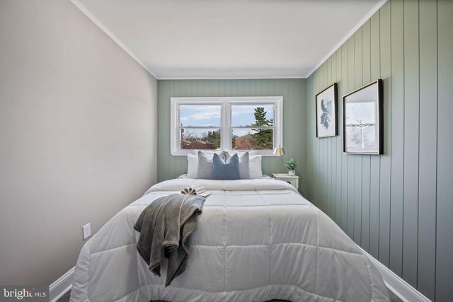 4927 SINCLAIR LN, Baltimore, MD 21206