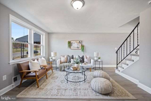 4927 SINCLAIR LN, Baltimore, MD 21206