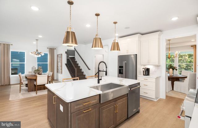 18289 BATTLEFIELD CROSSING LN, Leesburg, VA 20176