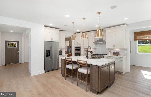 18289 BATTLEFIELD CROSSING LN, Leesburg, VA 20176