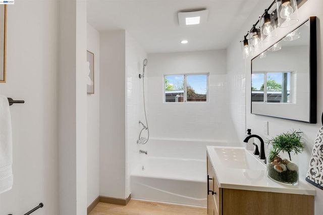 6502 Morris Ave, El Cerrito, CA 94530