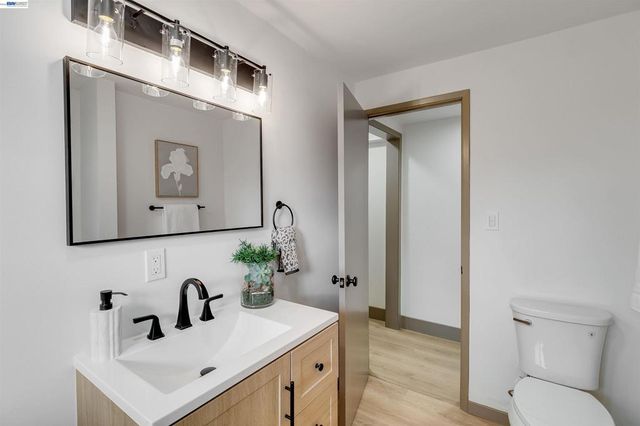 6502 Morris Ave, El Cerrito, CA 94530