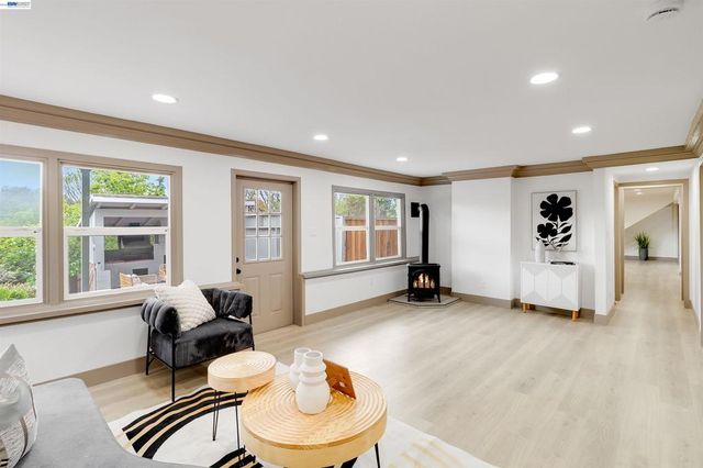6502 Morris Ave, El Cerrito, CA 94530