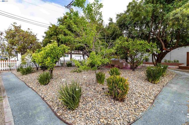 6502 Morris Ave, El Cerrito, CA 94530