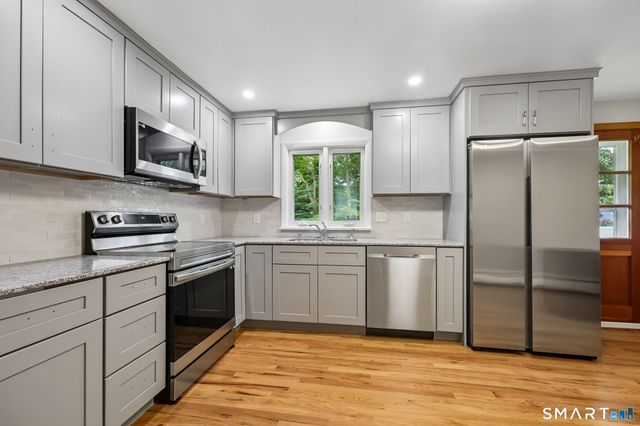 144 Tuttle Drive, New Haven, CT 06512
