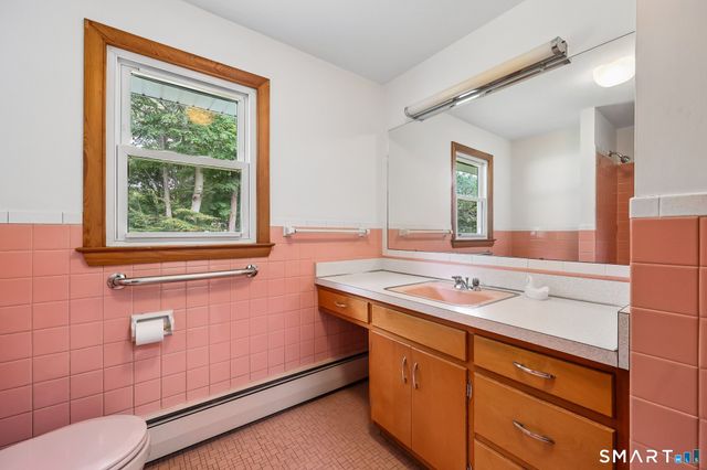144 Tuttle Drive, New Haven, CT 06512