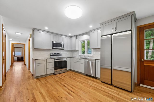 144 Tuttle Drive, New Haven, CT 06512