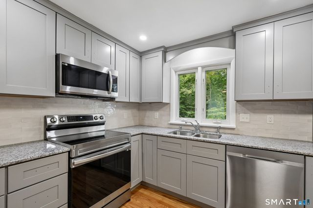 144 Tuttle Drive, New Haven, CT 06512