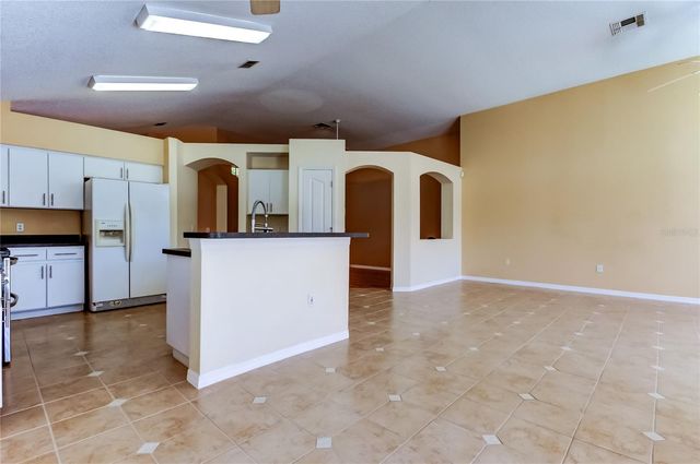 10002 OASIS PALM DRIVE, Tampa, FL 33615