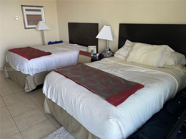 19201 Collins Ave 314, Sunny Isles Beach, FL 33160