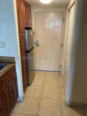 19201 Collins Ave 314, Sunny Isles Beach, FL 33160