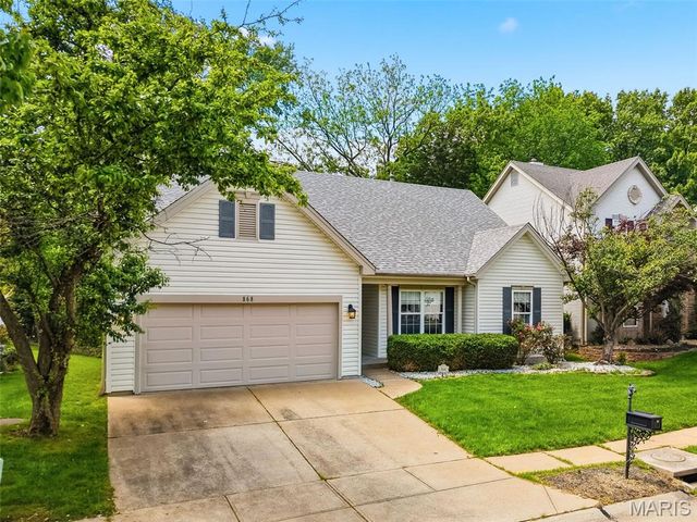 868 Wellesley Terrace Lane, Chesterfield, MO 63017