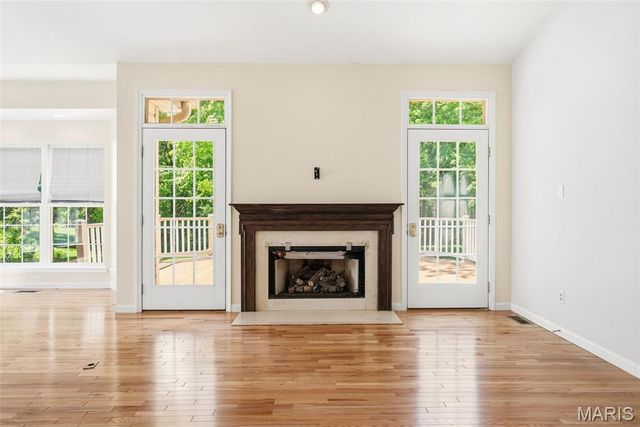 868 Wellesley Terrace Lane, Chesterfield, MO 63017