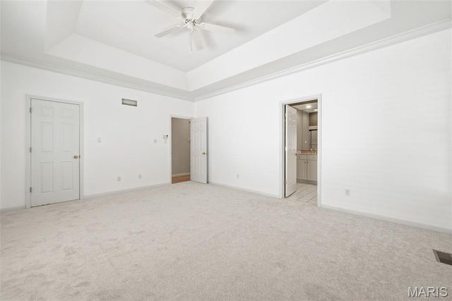 868 Wellesley Terrace Lane, Chesterfield, MO 63017