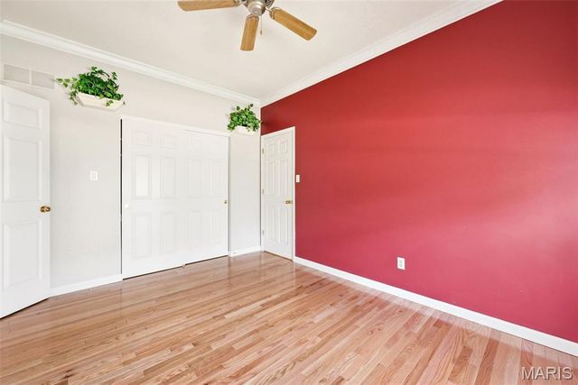 868 Wellesley Terrace Lane, Chesterfield, MO 63017