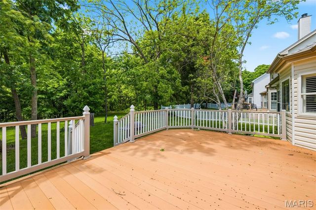 868 Wellesley Terrace Lane, Chesterfield, MO 63017