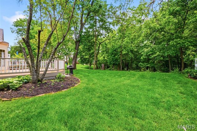 868 Wellesley Terrace Lane, Chesterfield, MO 63017
