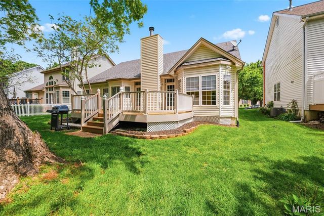 868 Wellesley Terrace Lane, Chesterfield, MO 63017