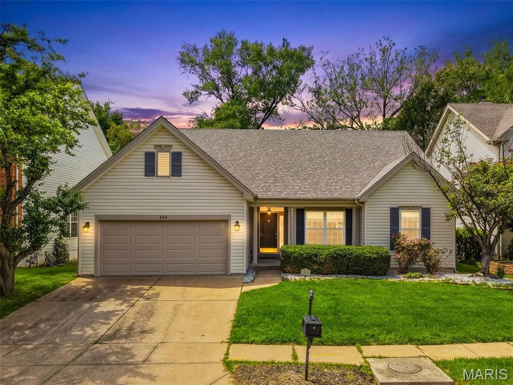 868 Wellesley Terrace Lane, Chesterfield, MO 63017