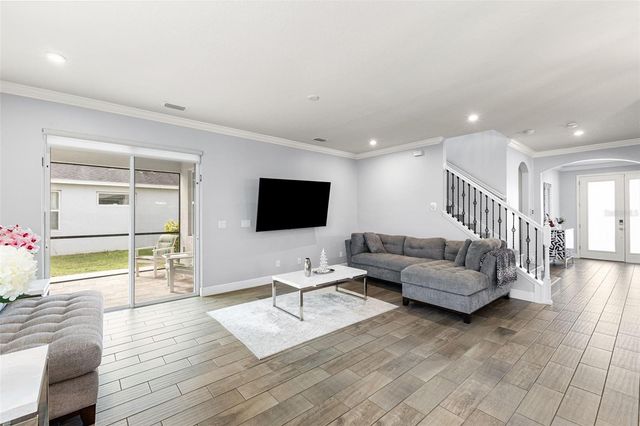 11702 LAKE LUCAYA DRIVE, Riverview, FL 33579