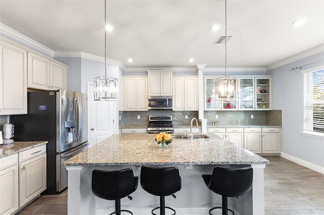 11702 LAKE LUCAYA DRIVE, Riverview, FL 33579