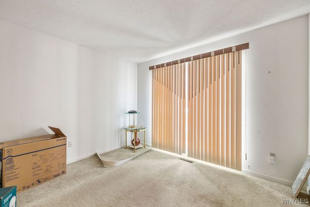 66 Windsong Court, Amherst, NY 14051