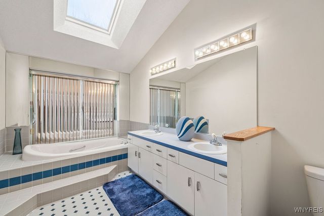 66 Windsong Court, Amherst, NY 14051