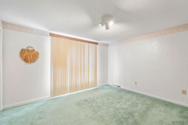 66 Windsong Court, Amherst, NY 14051