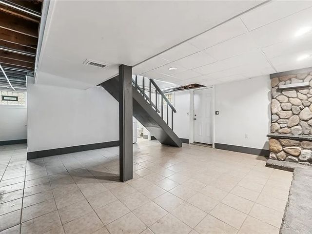 202 Youghiogheny St, Penn Twp, PA 15675
