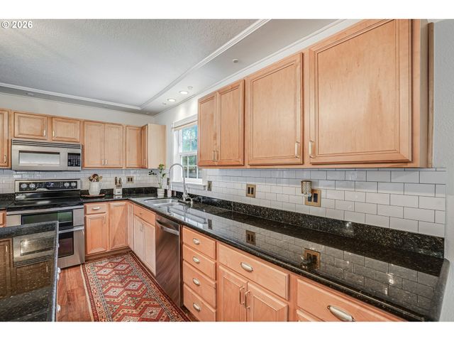 20580 Sw Cheshire Ct, Beaverton, OR 97078