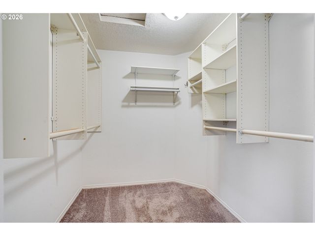 20580 Sw Cheshire Ct, Beaverton, OR 97078