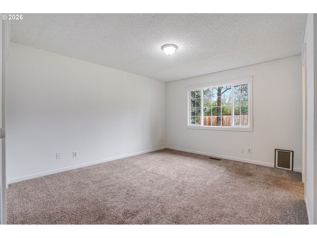 20580 Sw Cheshire Ct, Beaverton, OR 97078