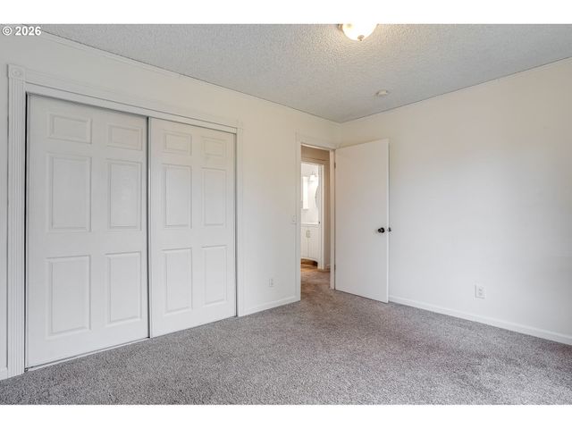 20580 Sw Cheshire Ct, Beaverton, OR 97078