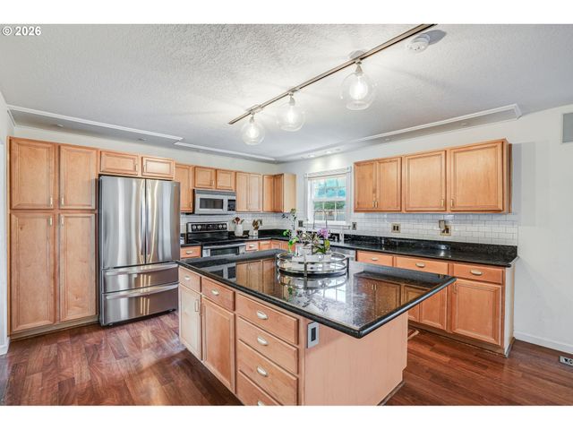 20580 Sw Cheshire Ct, Beaverton, OR 97078