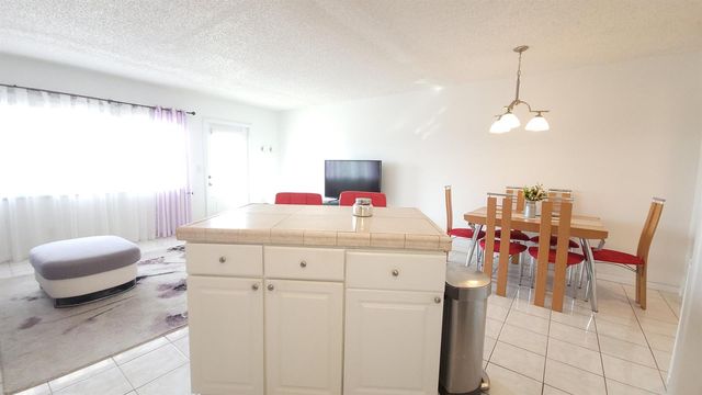 405 Southampton A, West Palm Beach, FL 33417
