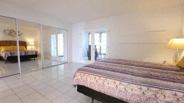 405 Southampton A, West Palm Beach, FL 33417