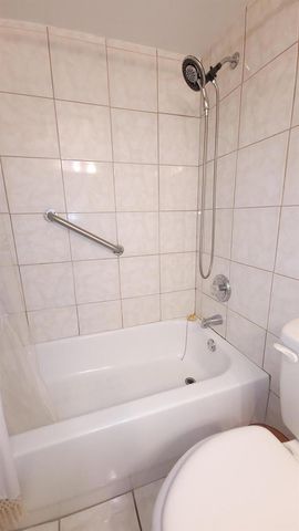 405 Southampton A, West Palm Beach, FL 33417