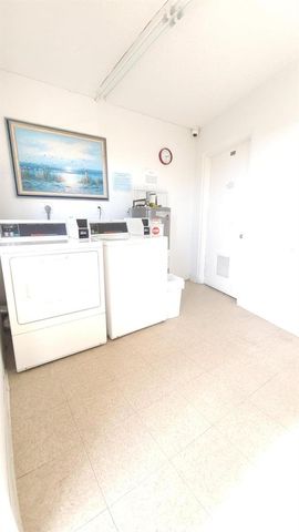 405 Southampton A, West Palm Beach, FL 33417