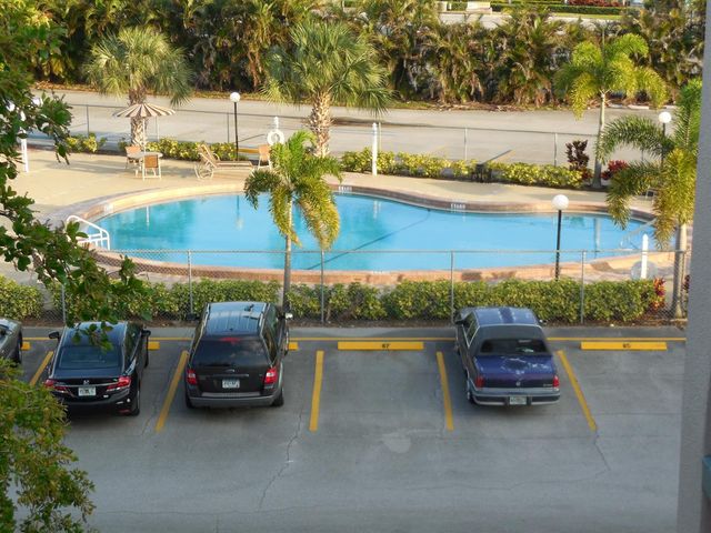 405 Southampton A, West Palm Beach, FL 33417