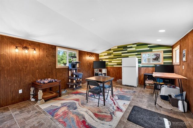 10612 Waller Road E, Tacoma, WA 98446