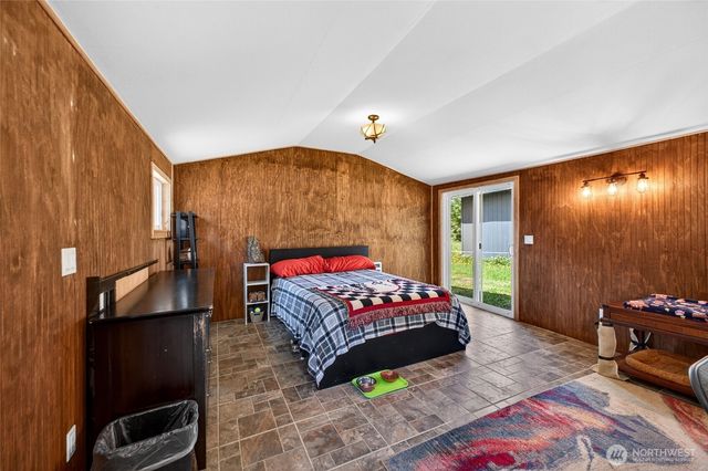 10612 Waller Road E, Tacoma, WA 98446