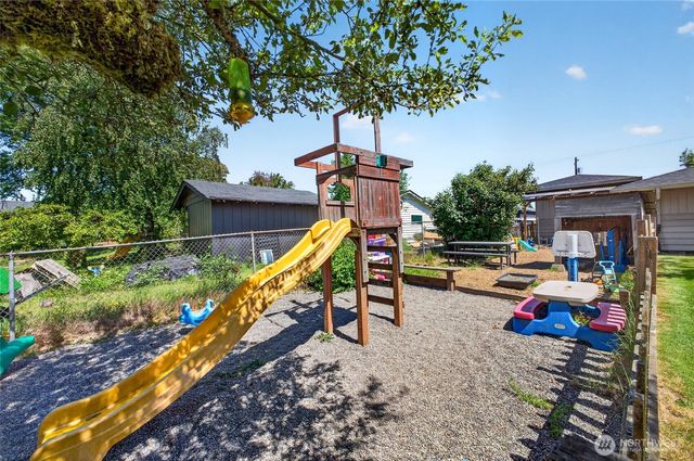 10612 Waller Road E, Tacoma, WA 98446