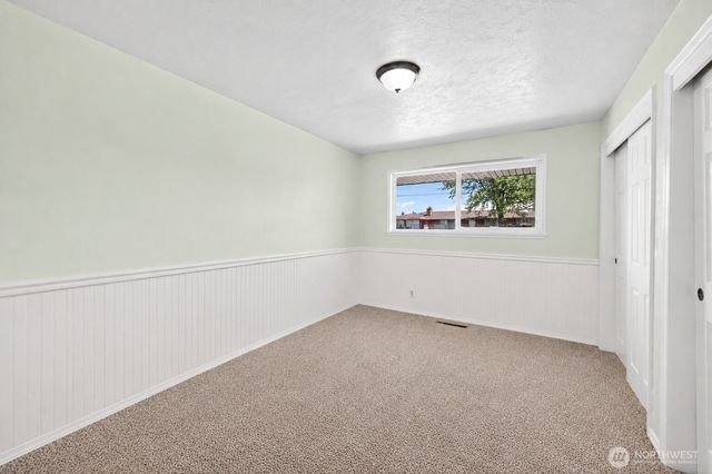 10612 Waller Road E, Tacoma, WA 98446