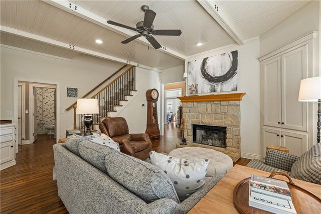 2645 W 139th Terrace, Leawood, KS 66224