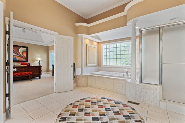 2645 W 139th Terrace, Leawood, KS 66224