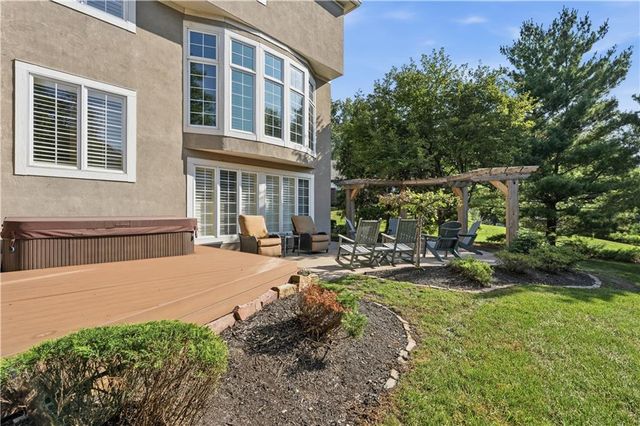 2645 W 139th Terrace, Leawood, KS 66224
