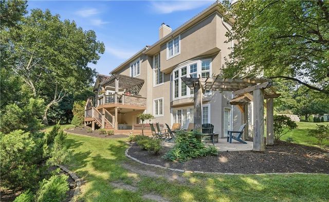 2645 W 139th Terrace, Leawood, KS 66224
